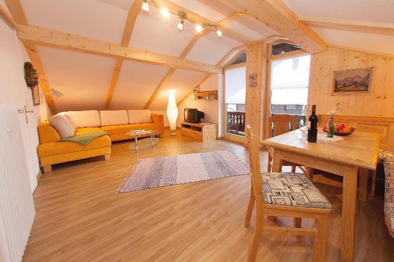 Ferienwohnhaus Heimfriede Apartamento Reit im Winkl Exterior foto